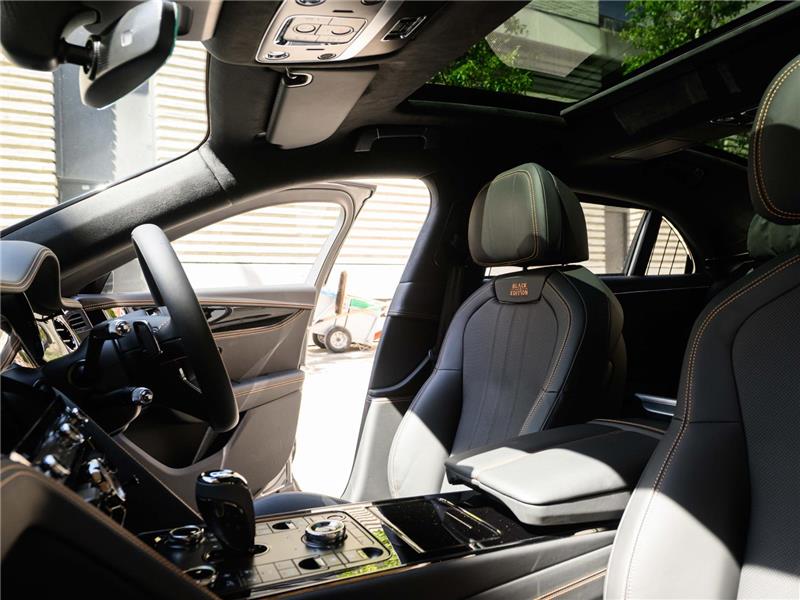 2026 Bentley Flying Spur V8 Black Edition