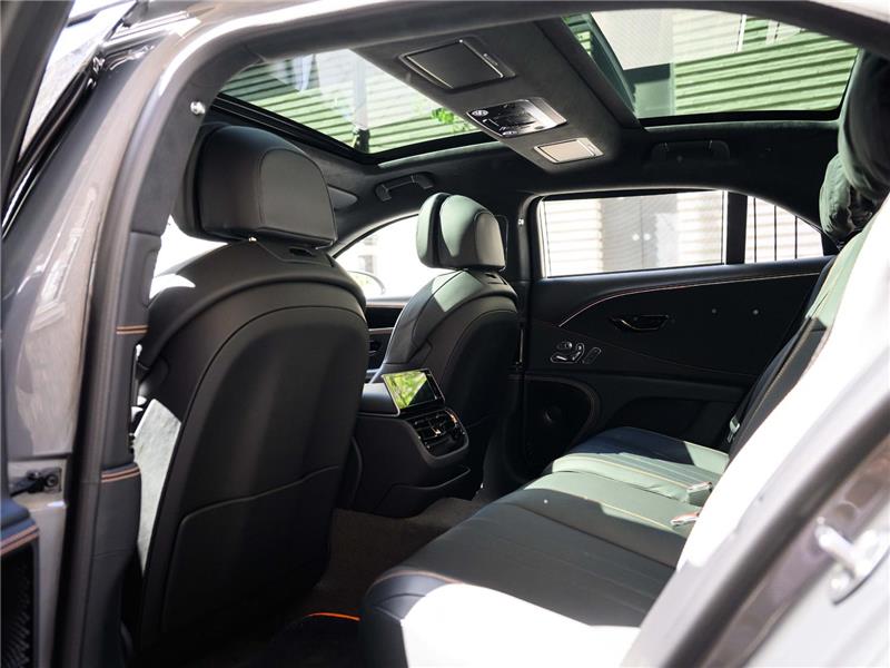 2026 Bentley Flying Spur V8 Black Edition