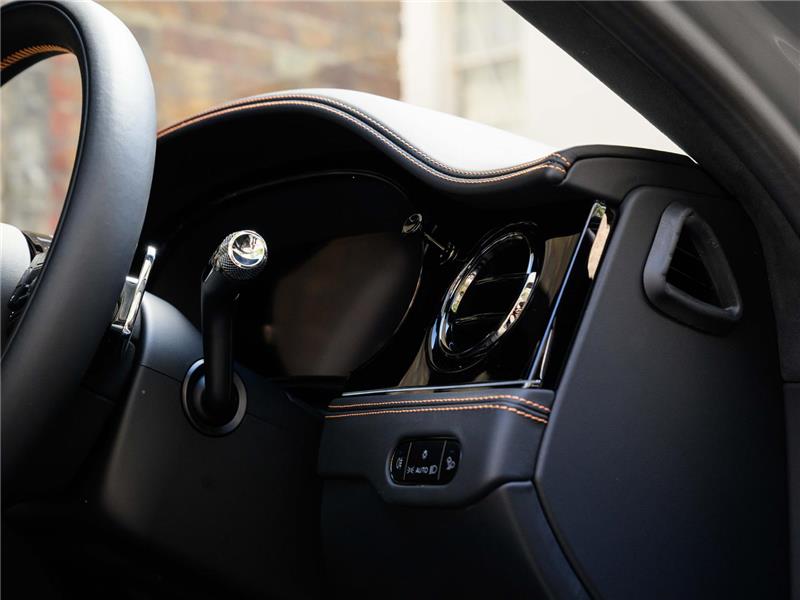 2026 Bentley Flying Spur V8 Black Edition