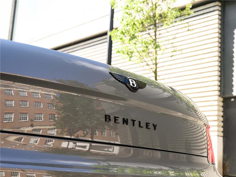 2026 Bentley Flying Spur V8 Black Edition