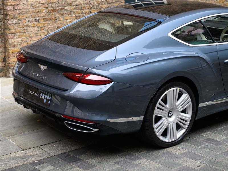 2026 Bentley Continental 4.0 V8 High-Performance GT Azure STD