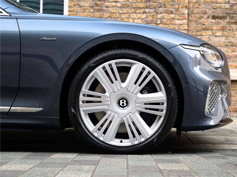 2026 Bentley Continental 4.0 V8 High-Performance GT Azure STD