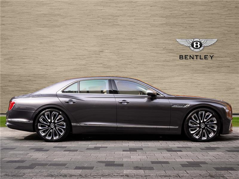 2026 Bentley Flying Spur 4.0 V8 Ultra-Performance Mulliner