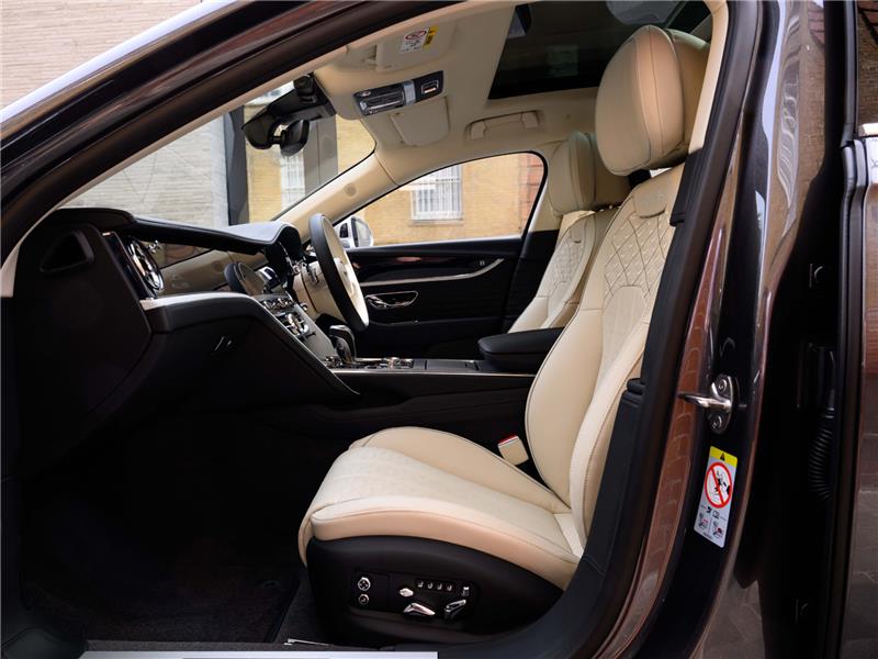 2026 Bentley Flying Spur 4.0 V8 Ultra-Performance Mulliner