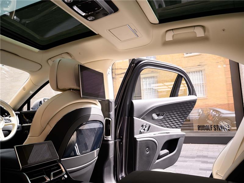 2026 Bentley Flying Spur 4.0 V8 Ultra-Performance Mulliner