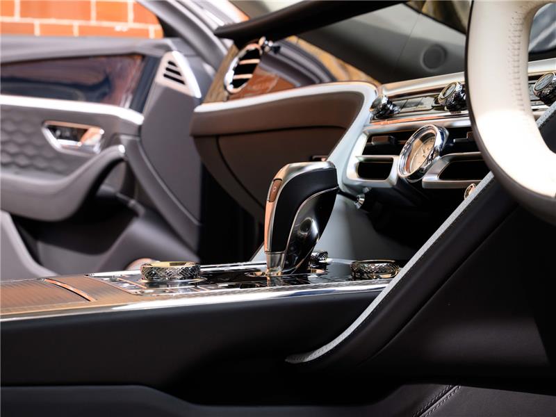 2026 Bentley Flying Spur 4.0 V8 Ultra-Performance Mulliner