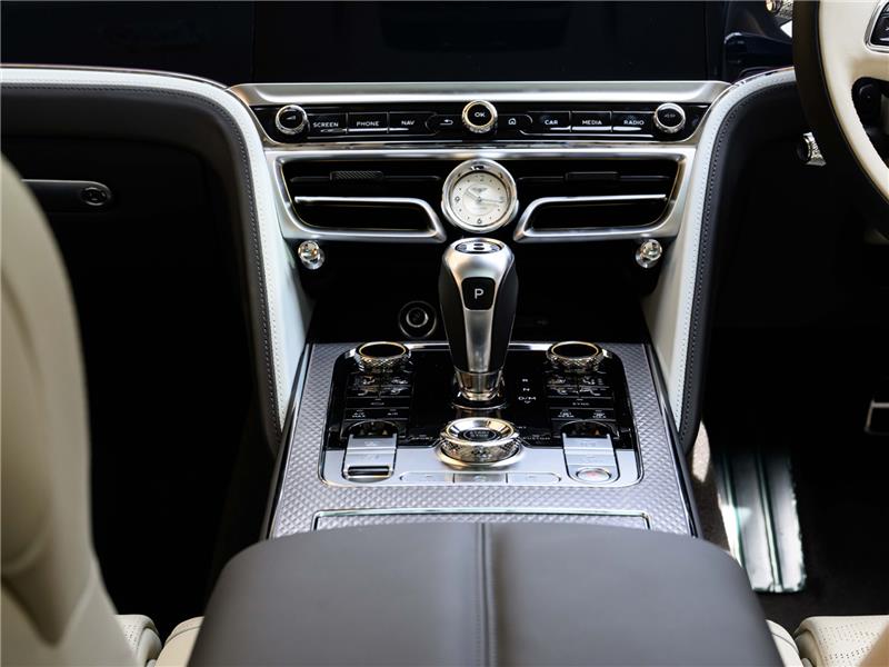 2026 Bentley Flying Spur 4.0 V8 Ultra-Performance Mulliner