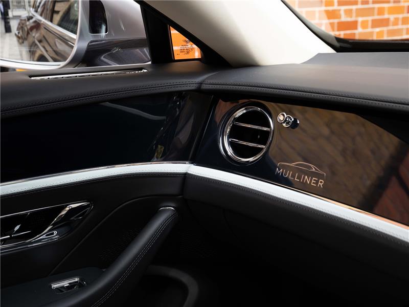 2026 Bentley Flying Spur 4.0 V8 Ultra-Performance Mulliner
