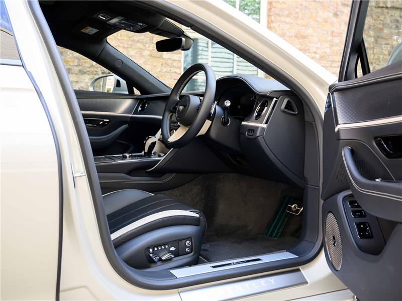 2025 Bentley Flying Spur 4.0 V8 Ultra-Performance Speed