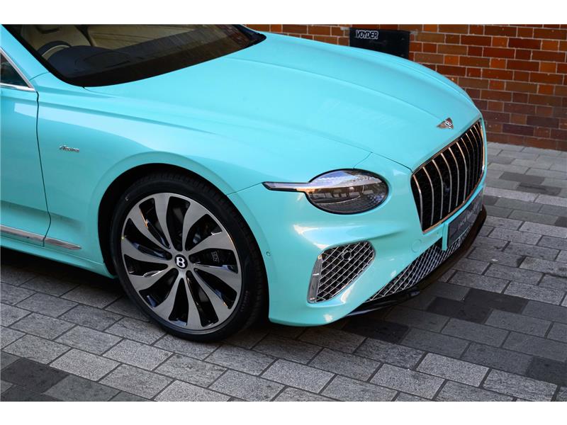 2026 Bentley Continental 4.0 V8 High-Performance GTC Azure