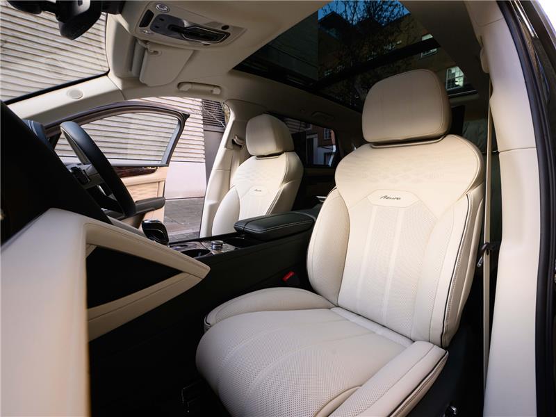 2026 Bentley Bentayga 4.0 V8 Azure EWB LWB