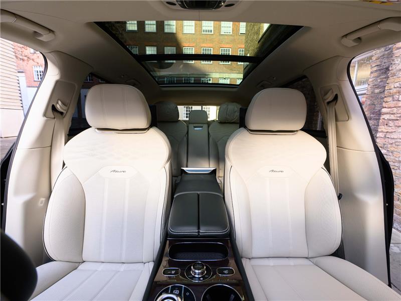 2026 Bentley Bentayga 4.0 V8 Azure EWB LWB