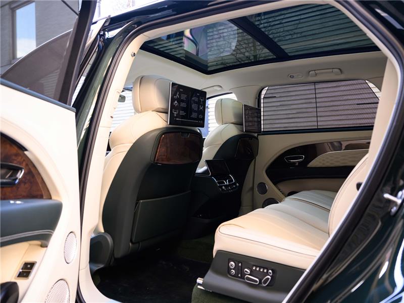 2026 Bentley Bentayga 4.0 V8 Azure EWB LWB