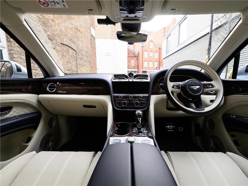 2025 Bentley Bentayga 4.0 V8 Azure EWB