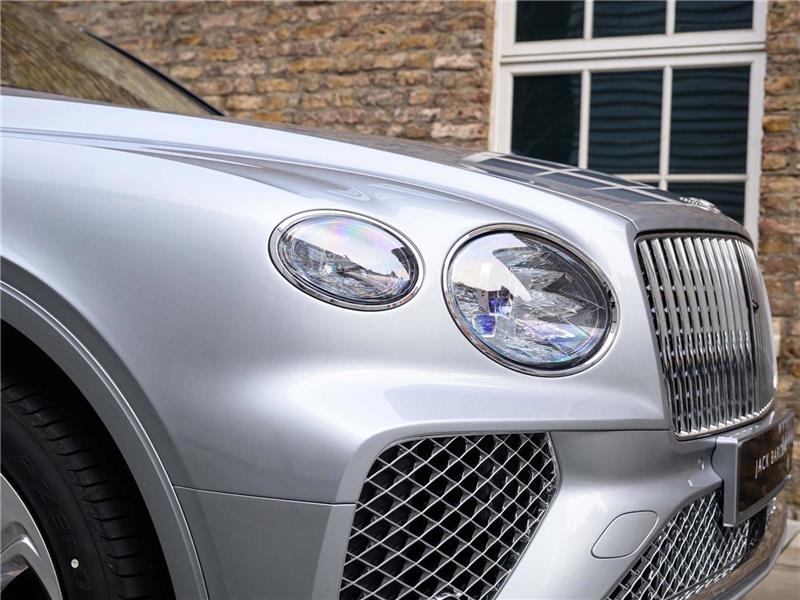 2025 Bentley Bentayga 4.0 V8 Azure EWB