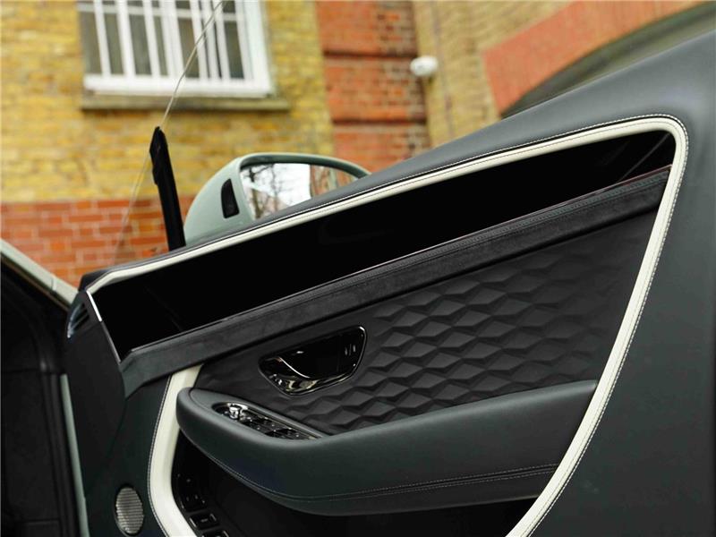2025 Bentley Continental 4.0 V8 Ultra-Performance GT Speed