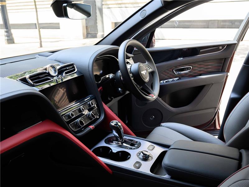 2025 Bentley Bentayga 4.0 V8 Mulliner EWB