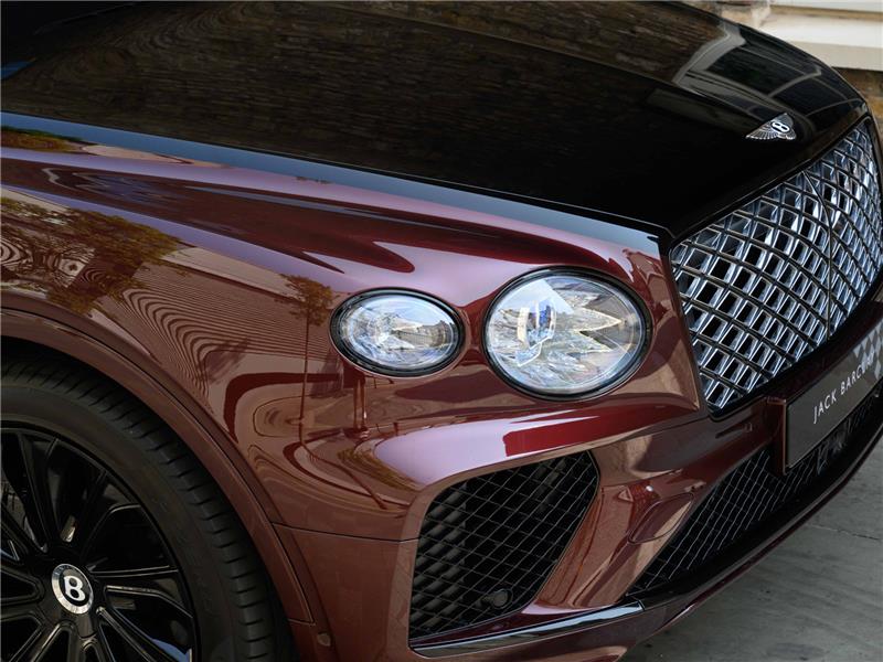 2025 Bentley Bentayga 4.0 V8 Mulliner EWB
