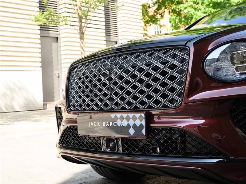 2025 Bentley Bentayga 4.0 V8 Mulliner EWB