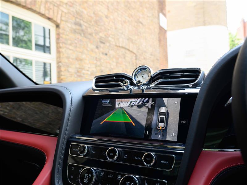 2025 Bentley Bentayga 4.0 V8 Mulliner EWB
