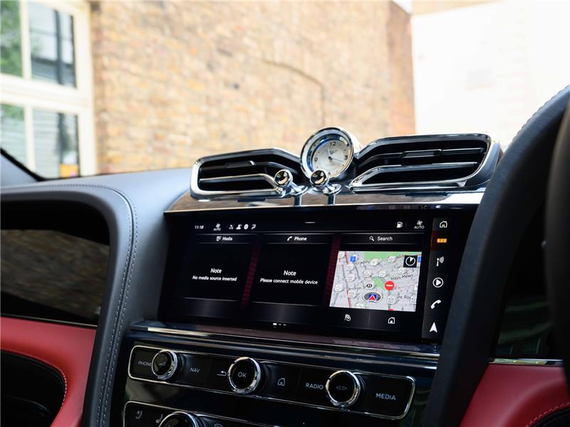 2025 Bentley Bentayga 4.0 V8 Mulliner EWB
