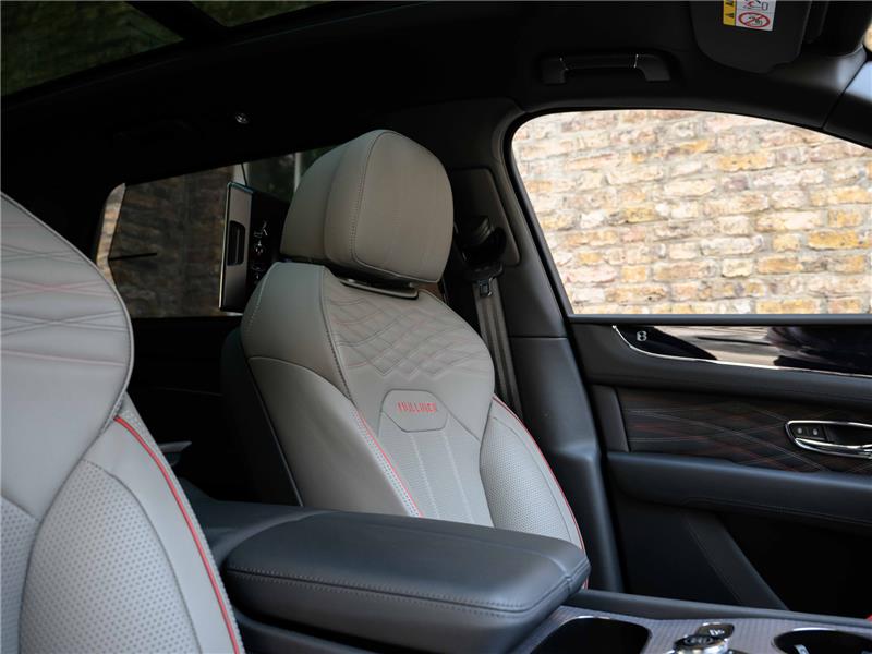 2025 Bentley Bentayga 4.0 V8 Mulliner EWB