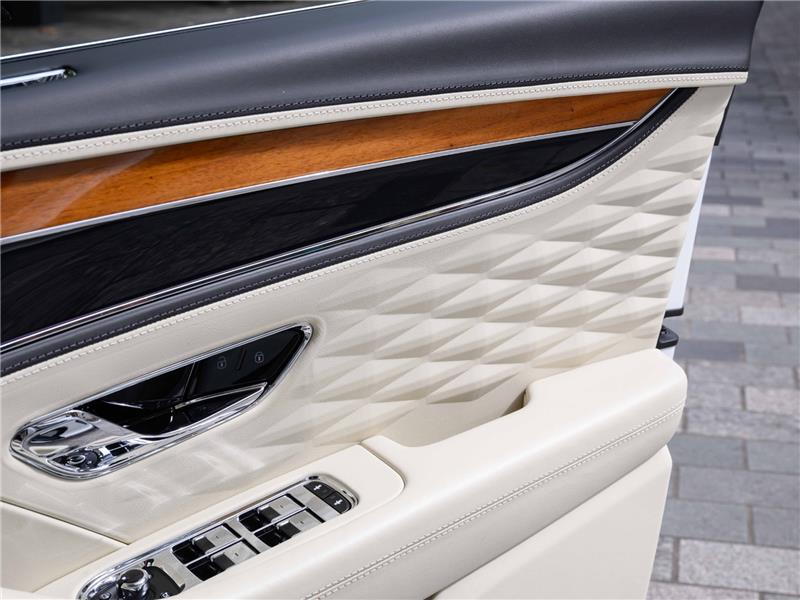 2023 Bentley Flying Spur 2.9 TFSi V6 Azure