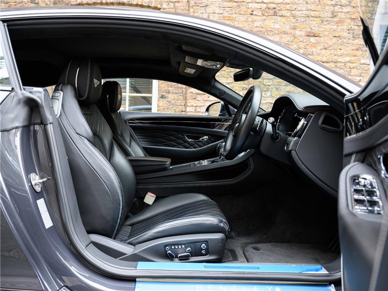 2024 Bentley Continental 4.0 V8 GT Azure