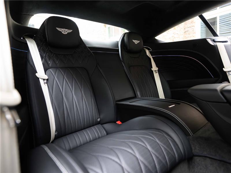 2024 Bentley Continental 4.0 V8 GT Azure