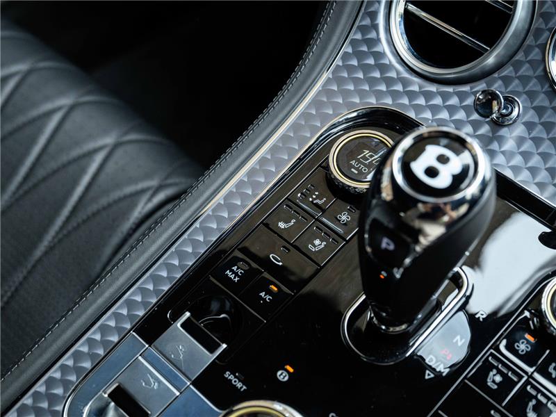 2024 Bentley Continental 4.0 V8 GT Azure