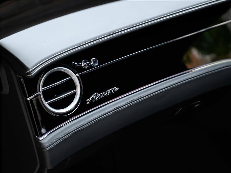 2024 Bentley Continental 4.0 V8 GT Azure