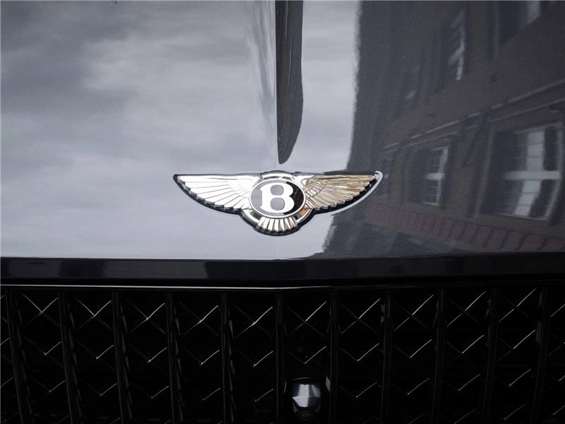 2024 Bentley Continental 4.0 V8 GT Azure