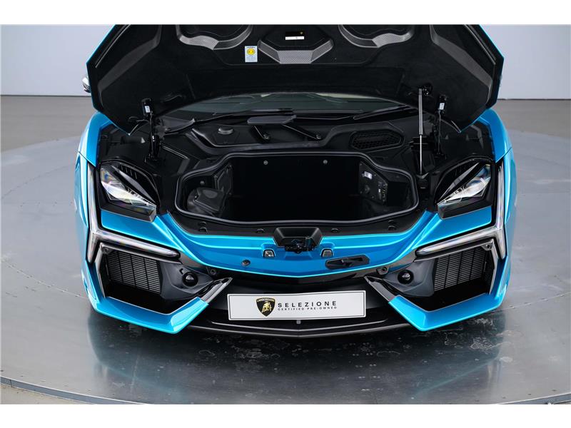 2024 Lamborghini REVUELTO V12 HYBRID