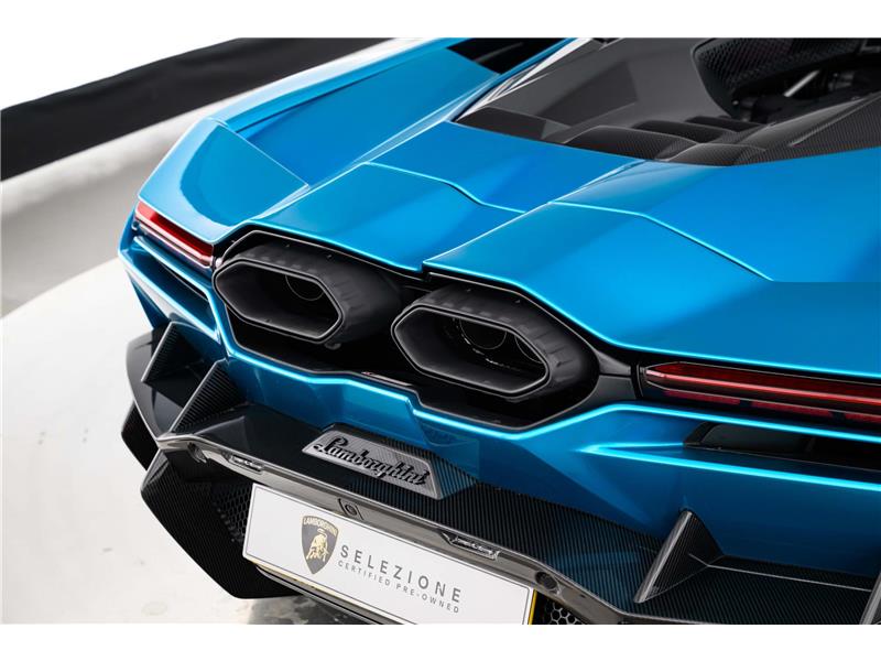 2024 Lamborghini REVUELTO V12 HYBRID