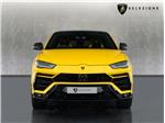 2022 Lamborghini Urus PEARL CAPSULE