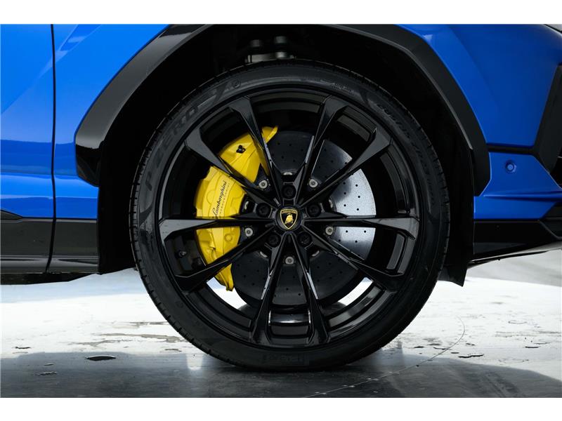 2024 Lamborghini Urus S