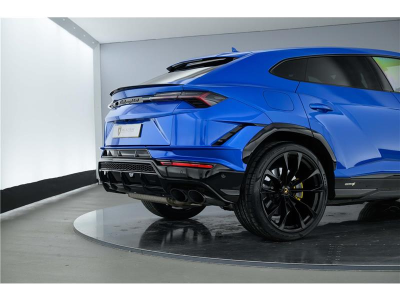 2024 Lamborghini Urus S