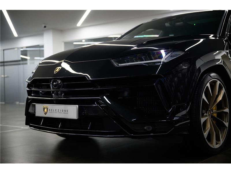 2023 Lamborghini Urus S
