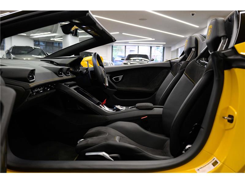 2023 Lamborghini Huracan Evo Spyder