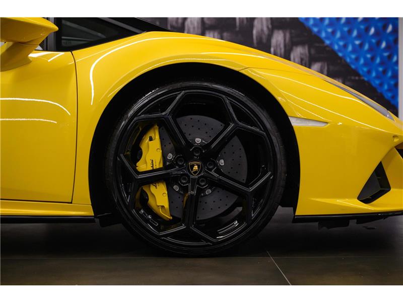 2023 Lamborghini Huracan Evo Spyder