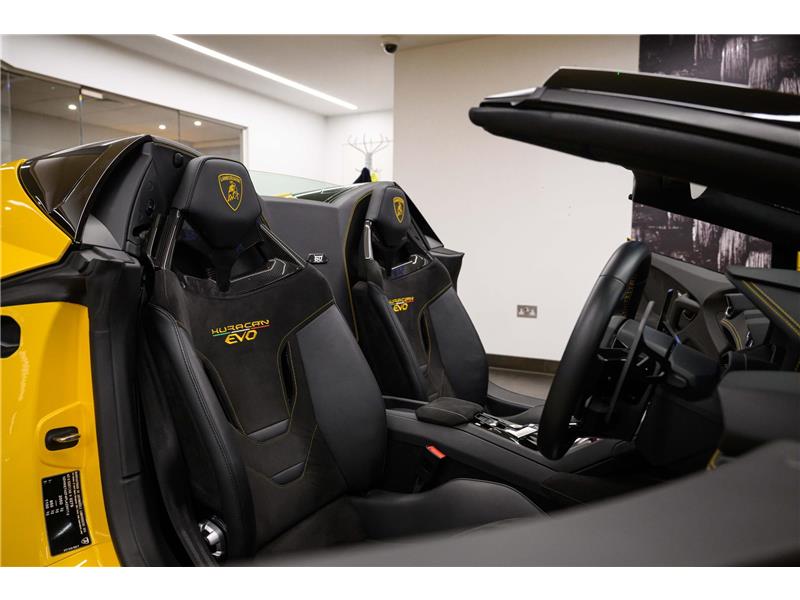2023 Lamborghini Huracan Evo Spyder