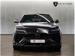 2023 Lamborghini Urus Performante