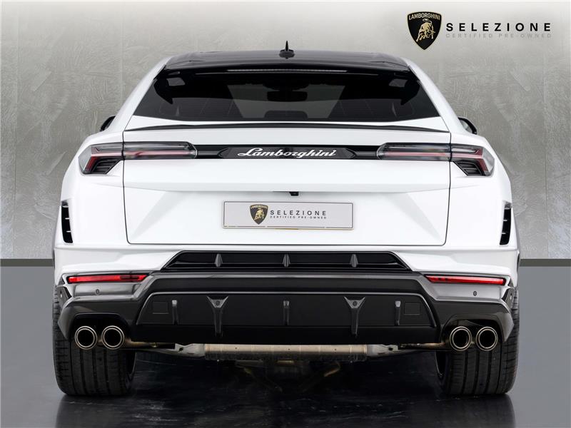2025 Lamborghini Urus Performante