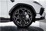 2025 Lamborghini Urus Performante