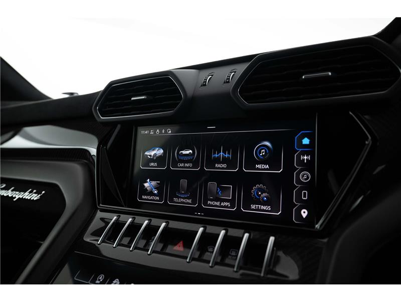 2025 Lamborghini Urus Performante
