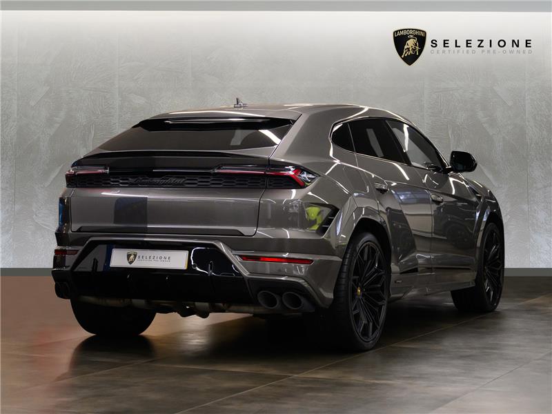 2025 Lamborghini Urus SE