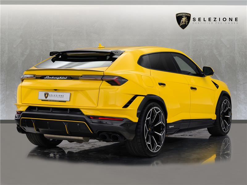 2024 Lamborghini Urus Performante