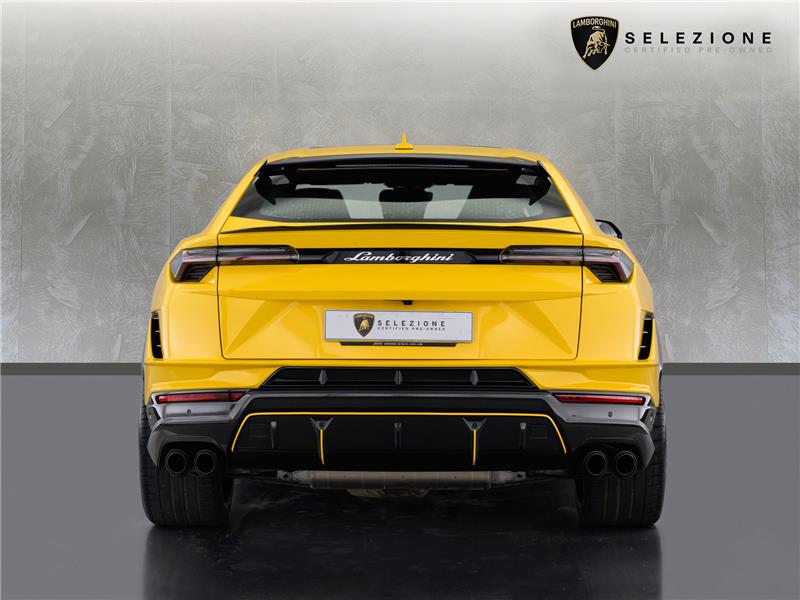2024 Lamborghini Urus Performante