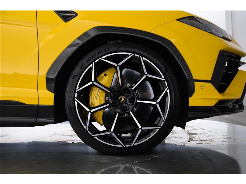 2024 Lamborghini Urus Performante