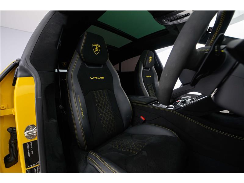 2024 Lamborghini Urus Performante
